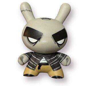 Kidrobot Dunny Mad Skin Deep 2010 3” Vinyl Figure Gangster Theme‎